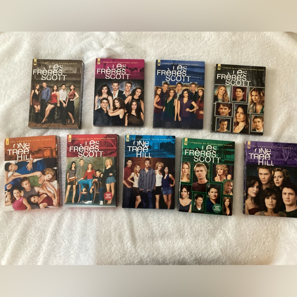 SOLD // Box Set One Tree Hill Complete Series